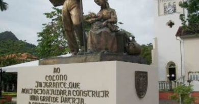 Monumento em Homenagem aos Imigrantes - Domingos Martins - ES